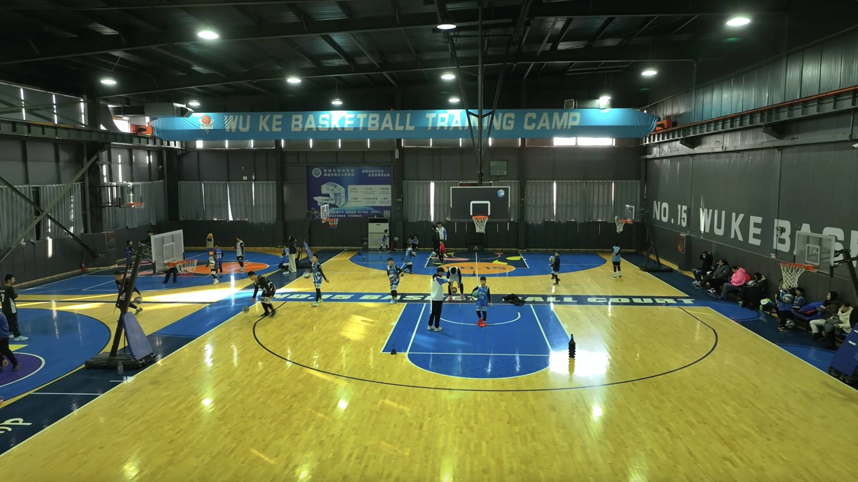 特色篮球体验馆走进偏远地区，推广运动文化的简单介绍