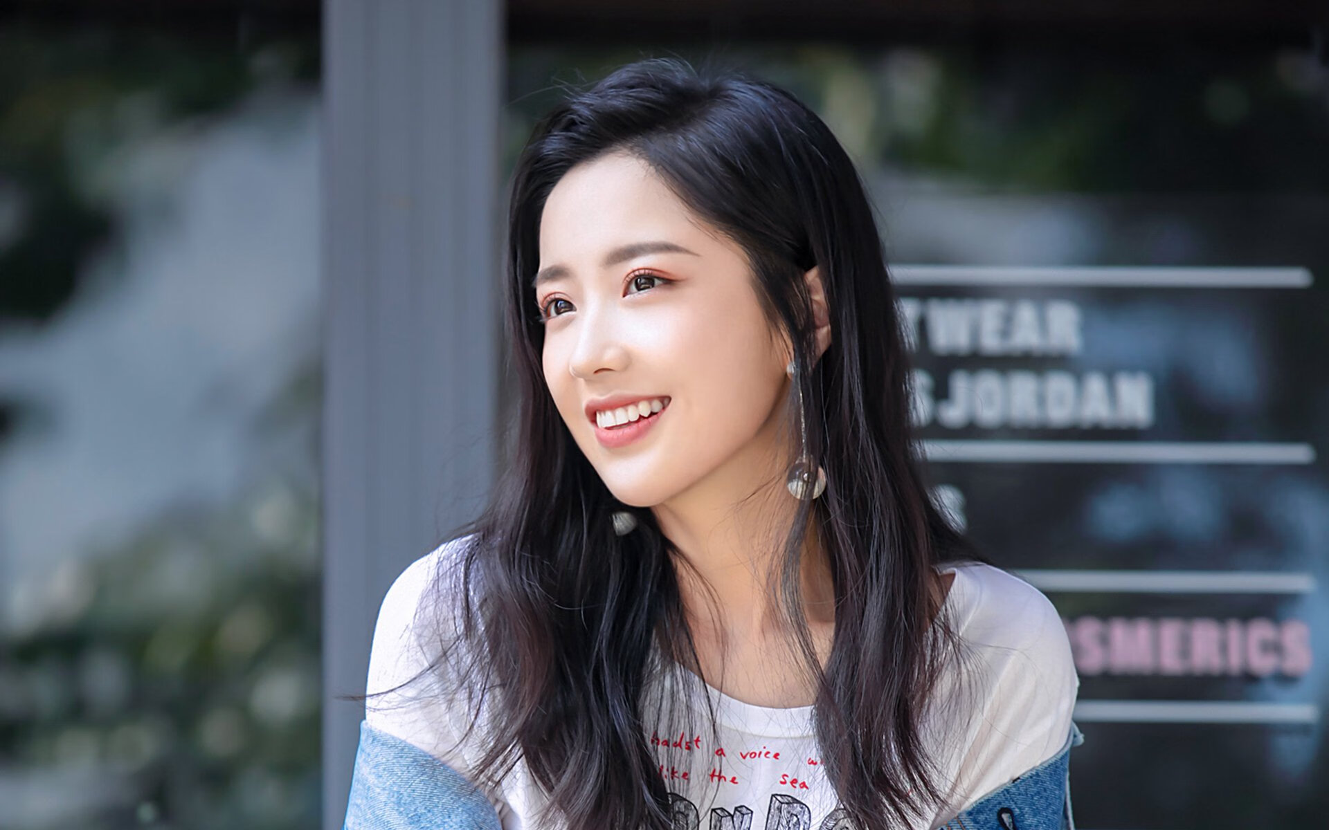 葡萄牙马术协会引入智能马鞍系统,实现实时数据监测与分析,提升骑乘体验。