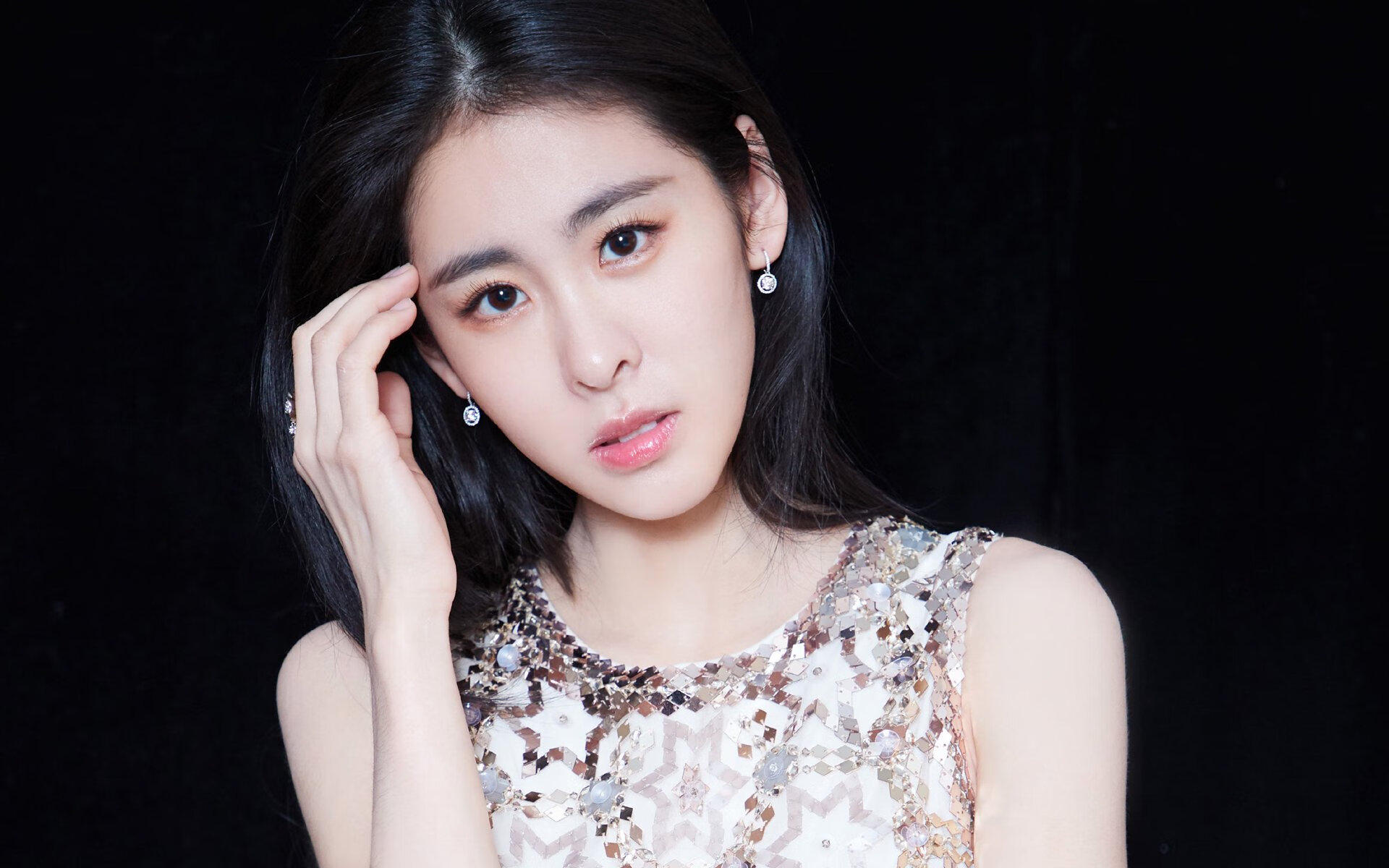 热刺中场连续进球，成为球队新核心，热刺中场连续进球,成为球队新核心球员